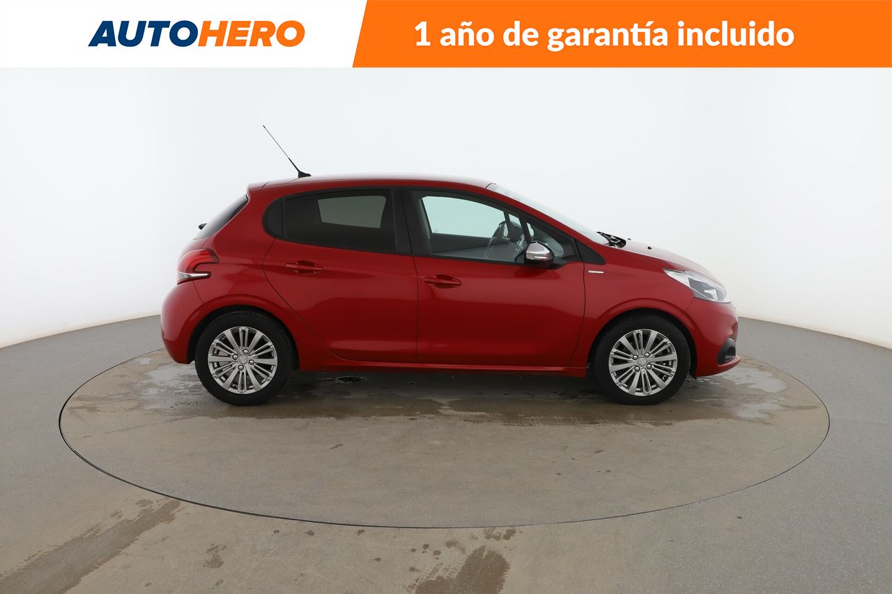 Foto Peugeot 208 6