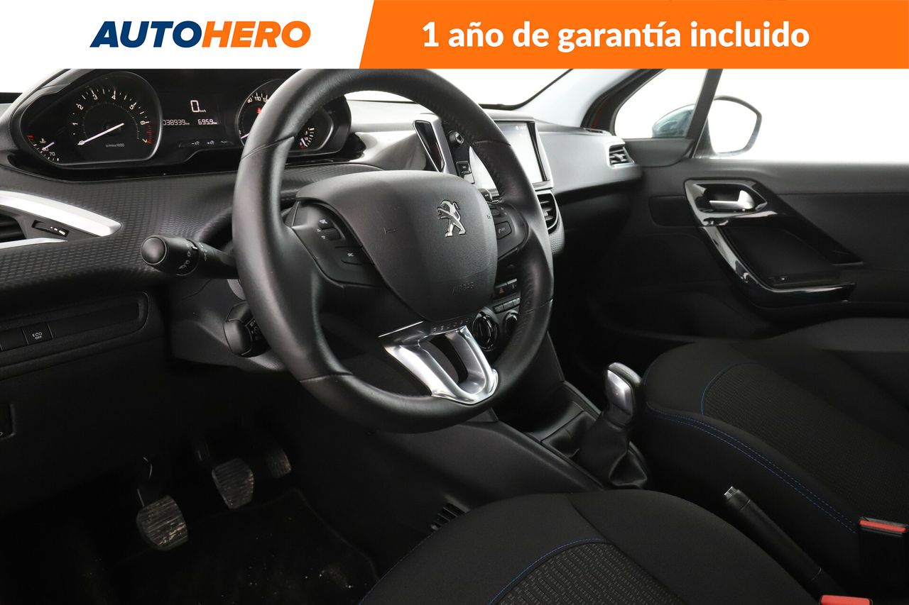 Foto Peugeot 208 11