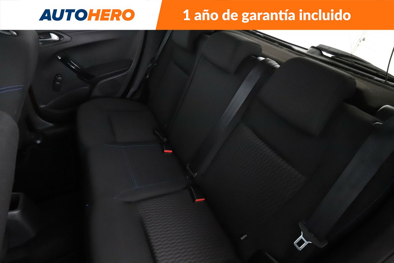 Foto Peugeot 208 14