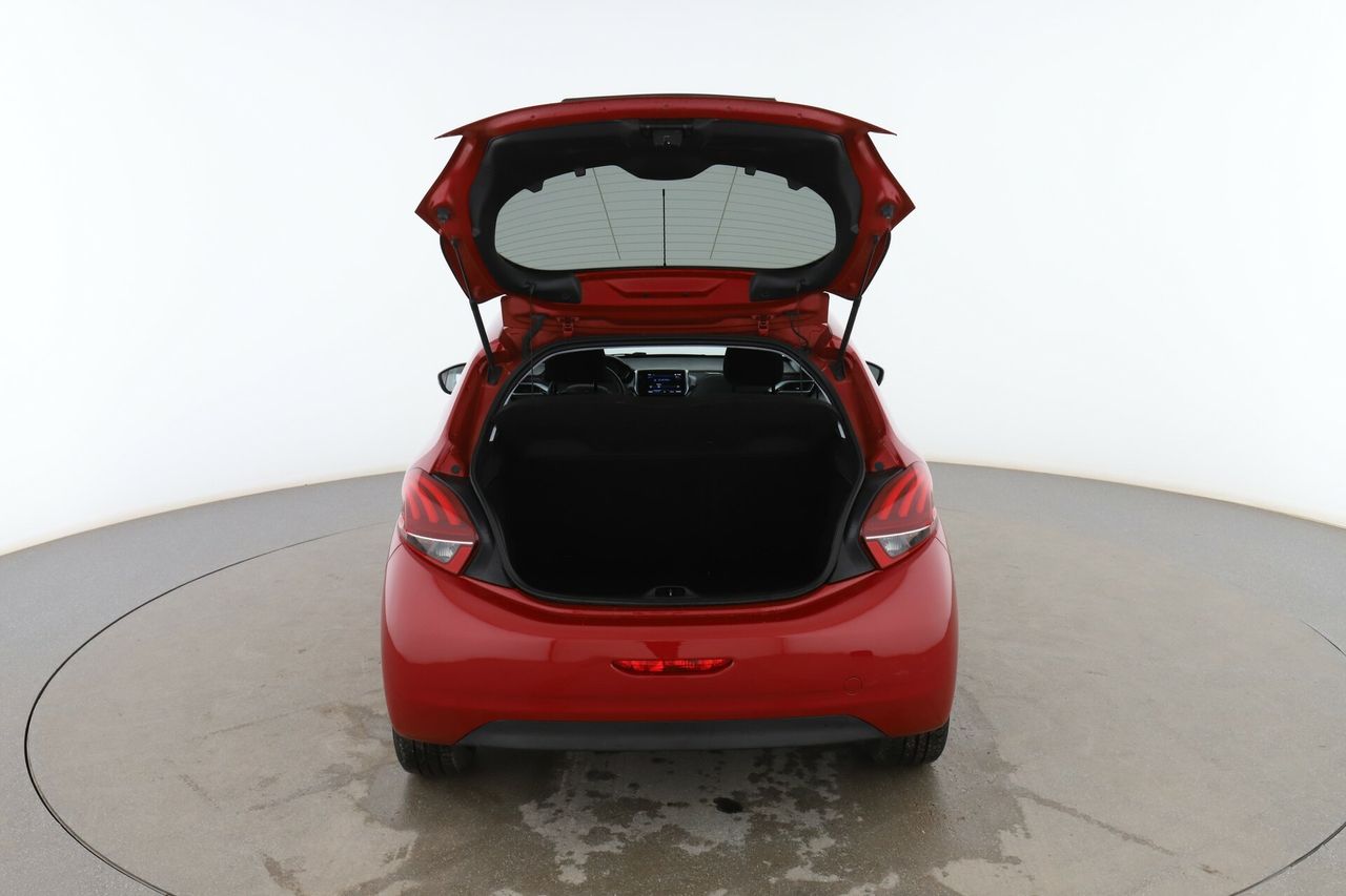 Foto Peugeot 208 16