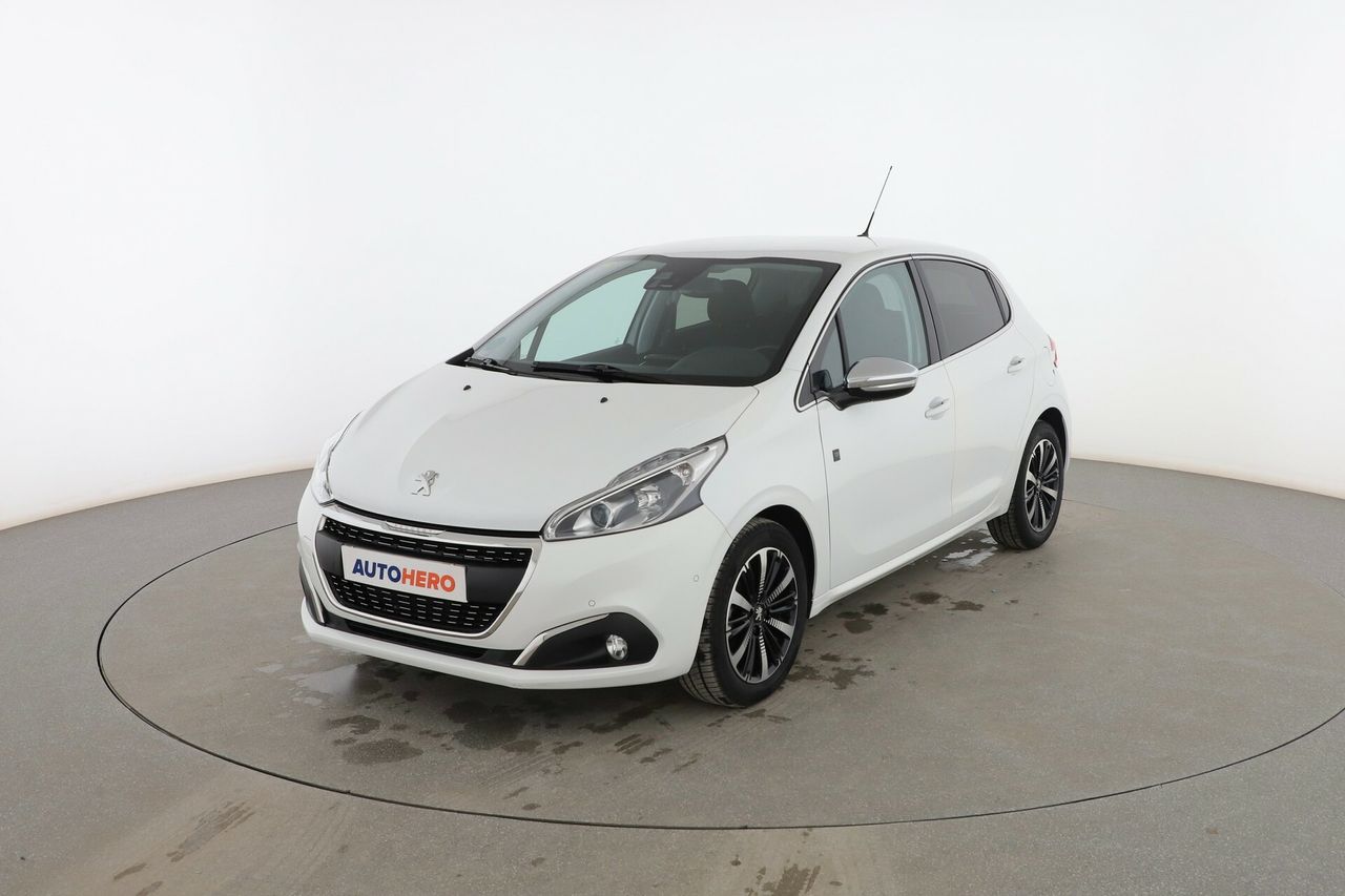 Foto Peugeot 208 1