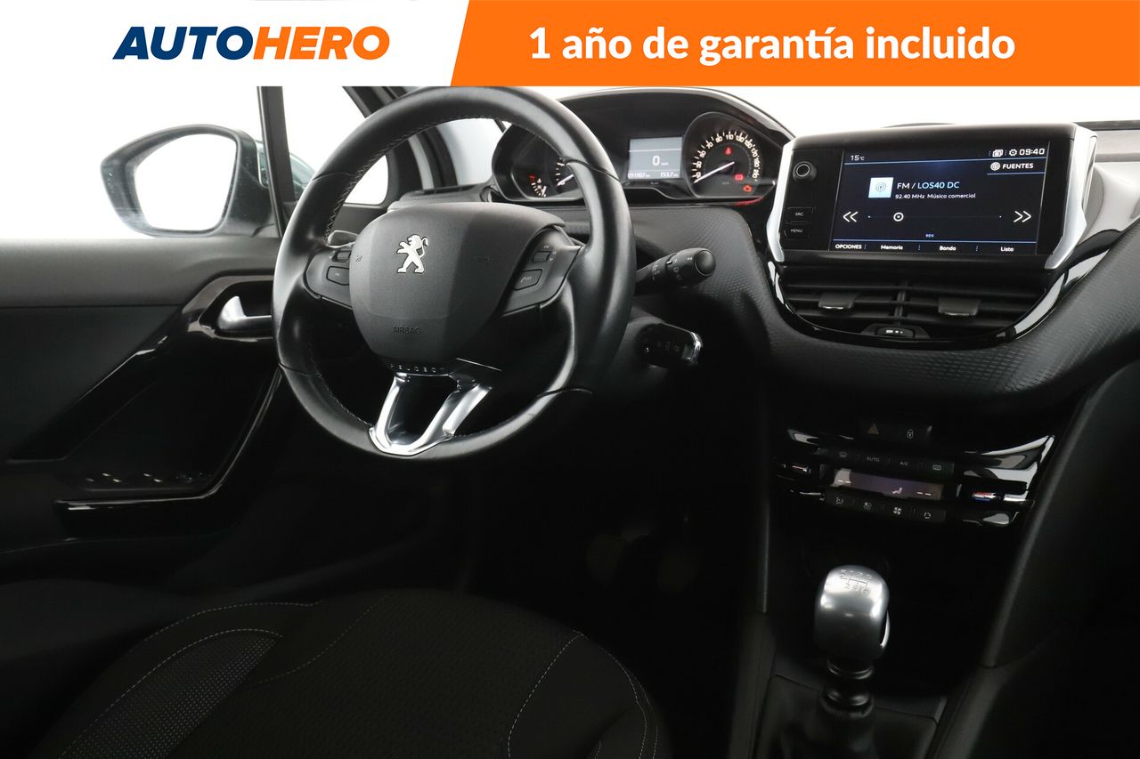 Foto Peugeot 208 13