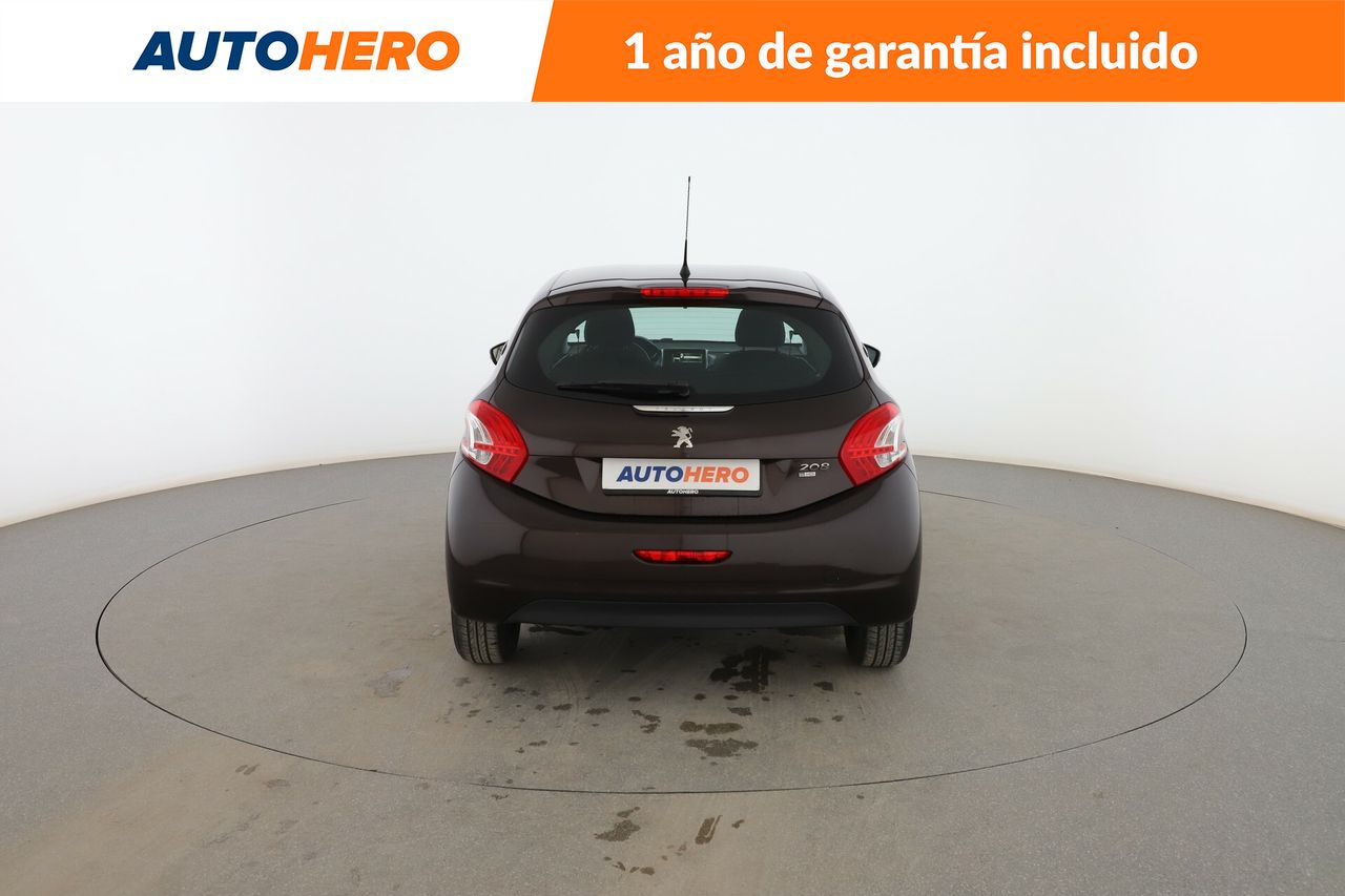 Foto Peugeot 208 4