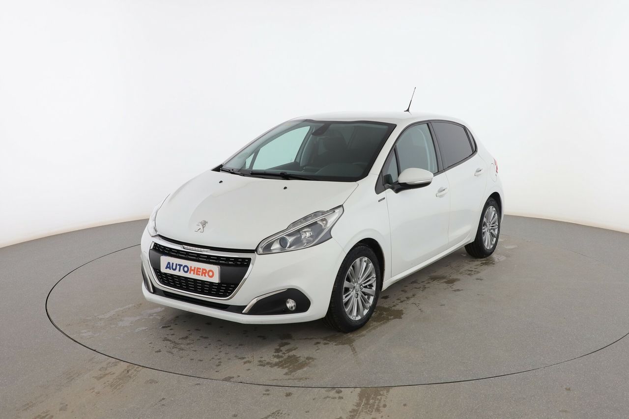 Foto Peugeot 208 1