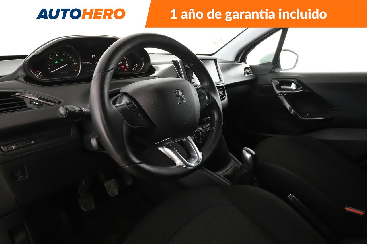 Foto Peugeot 208 11