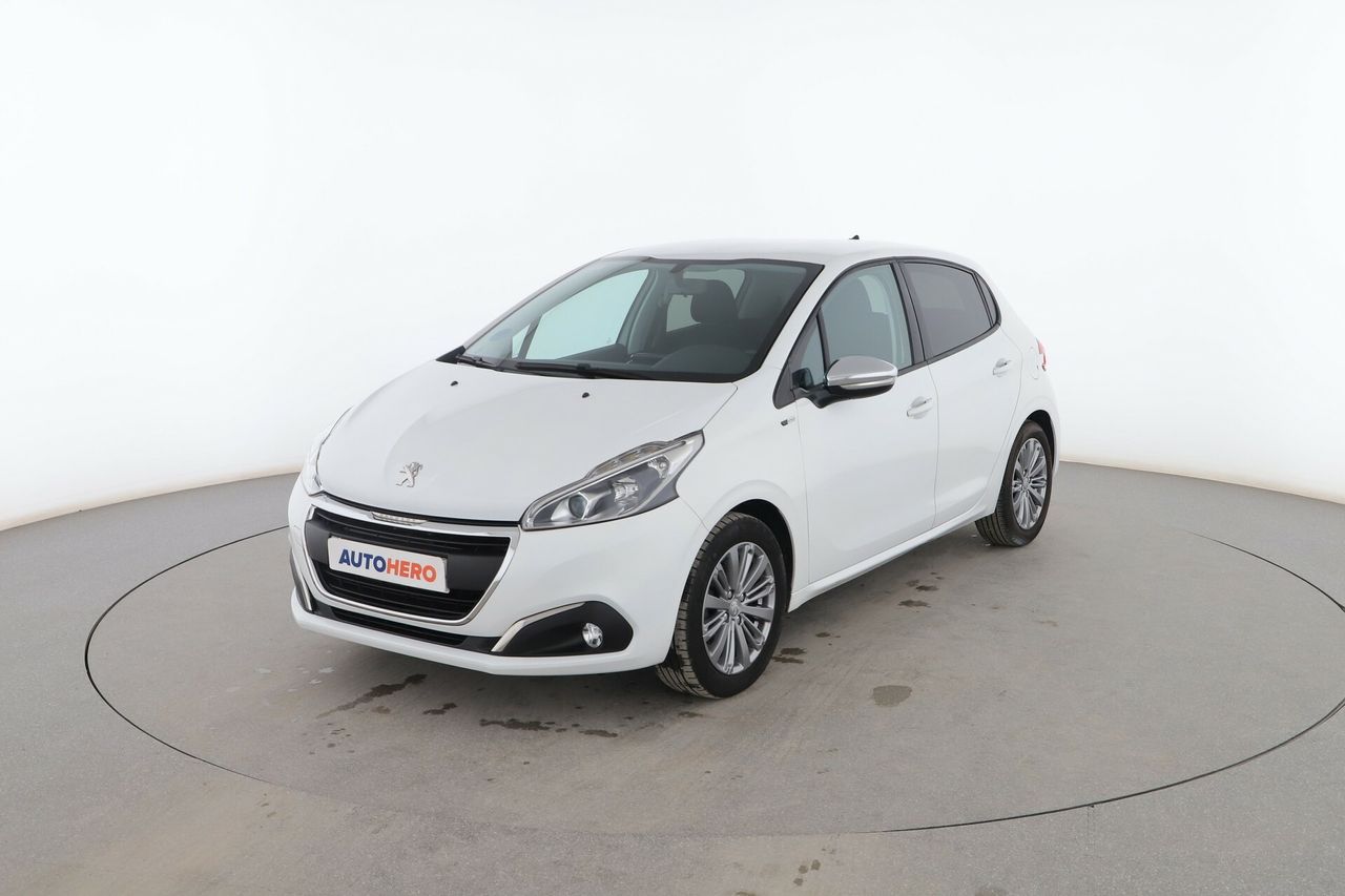 Foto Peugeot 208 1