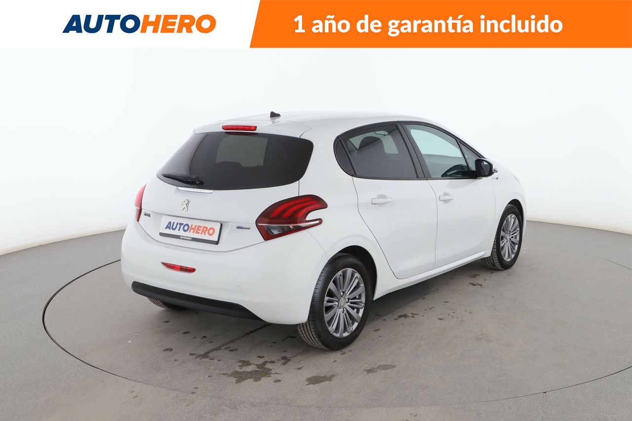 Foto Peugeot 208 6