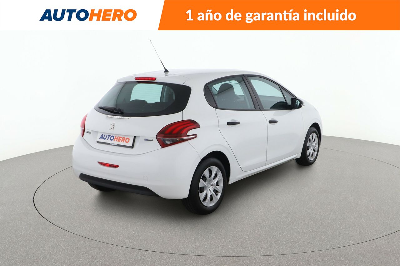 Foto Peugeot 208 5