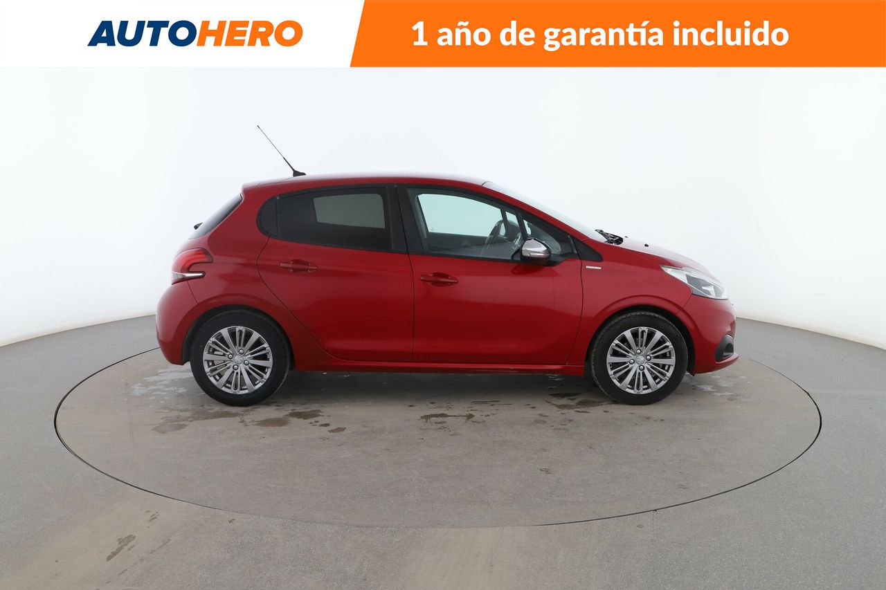 Foto Peugeot 208 6