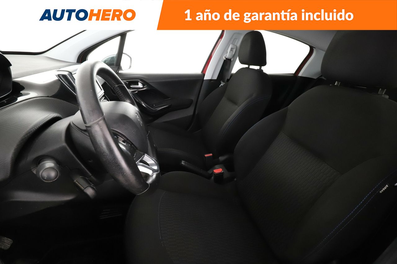 Foto Peugeot 208 10
