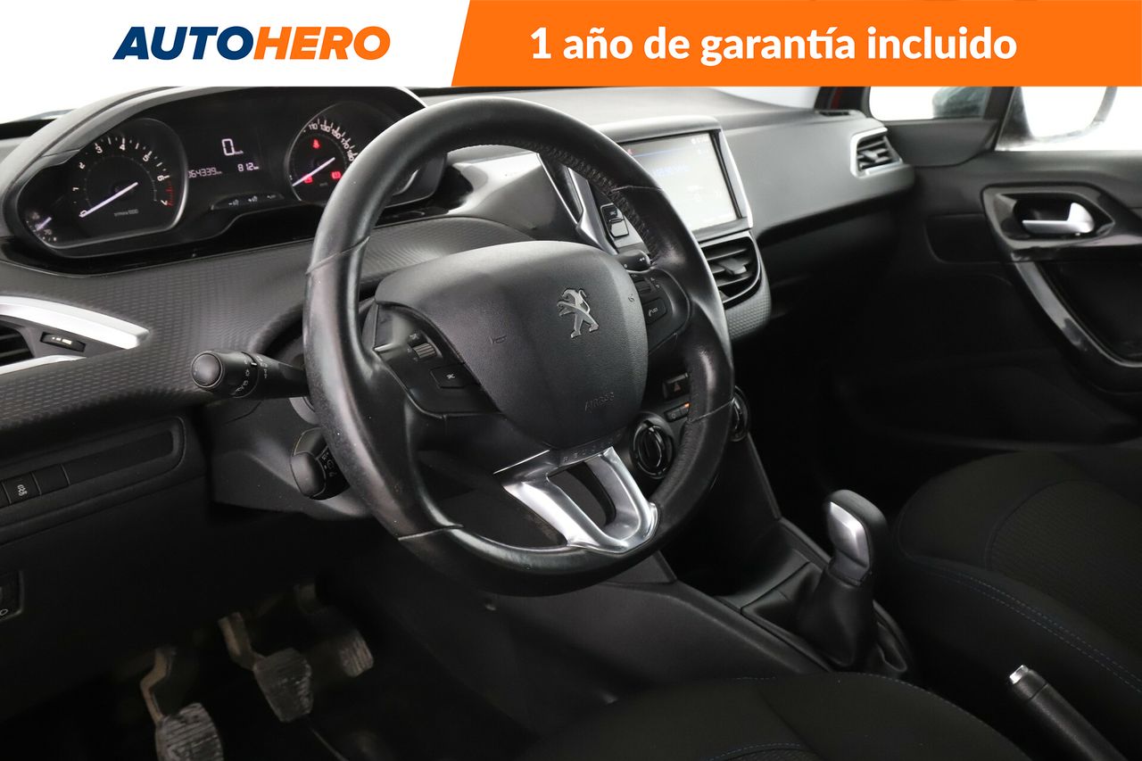 Foto Peugeot 208 11
