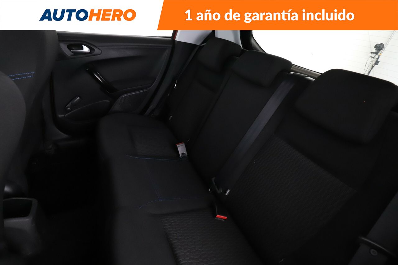 Foto Peugeot 208 14