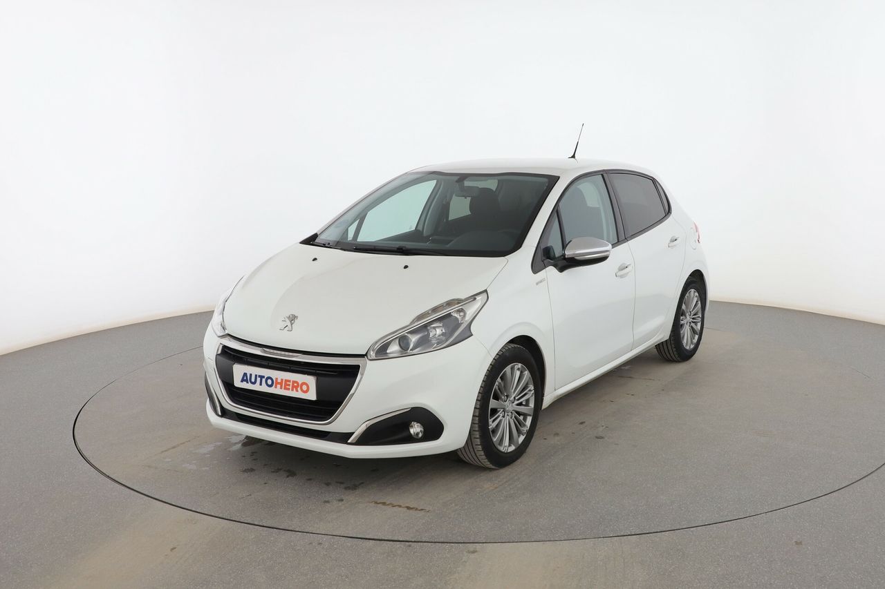 Foto Peugeot 208 1