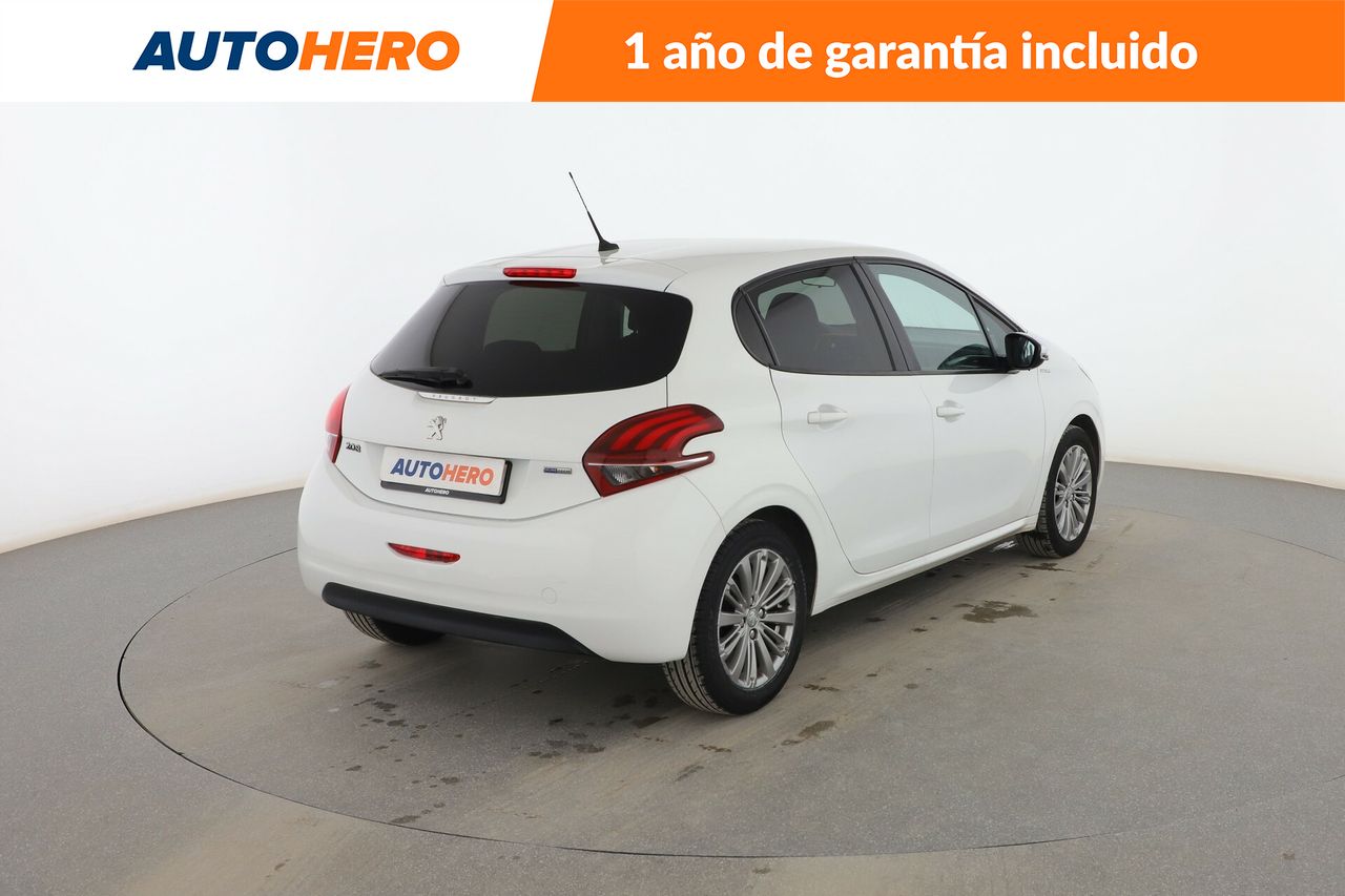 Foto Peugeot 208 5