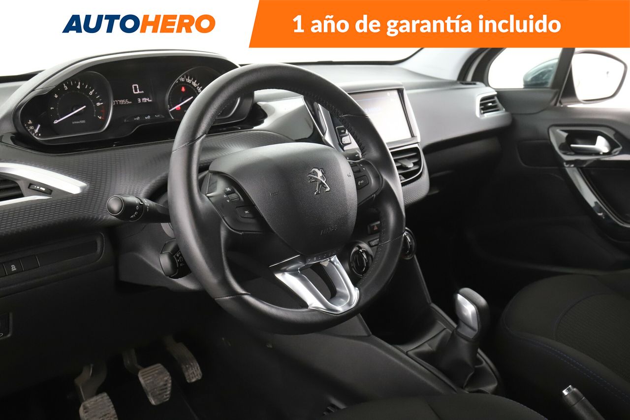 Foto Peugeot 208 11