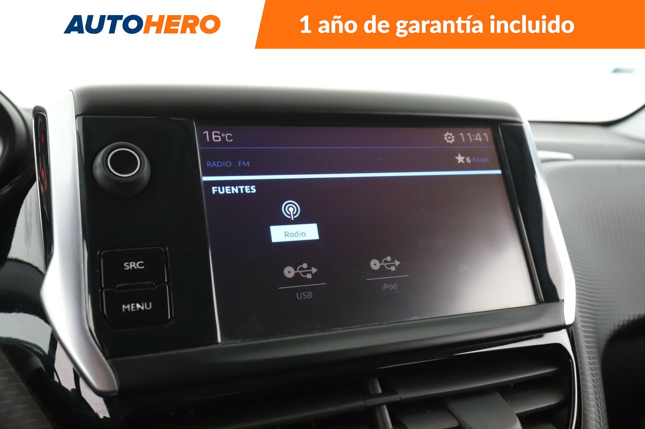 Foto Peugeot 208 24