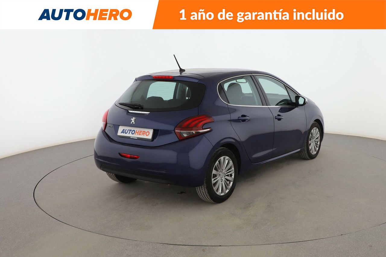 Foto Peugeot 208 5