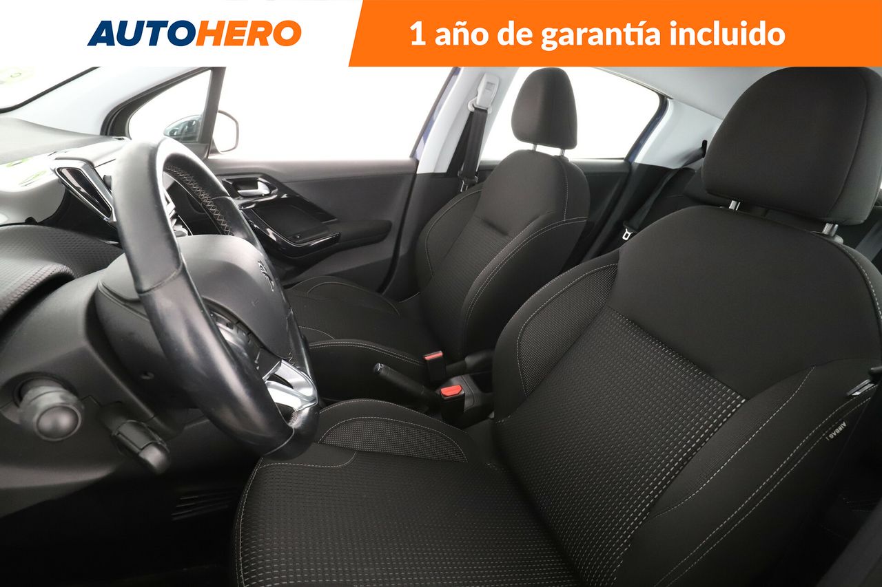 Foto Peugeot 208 10