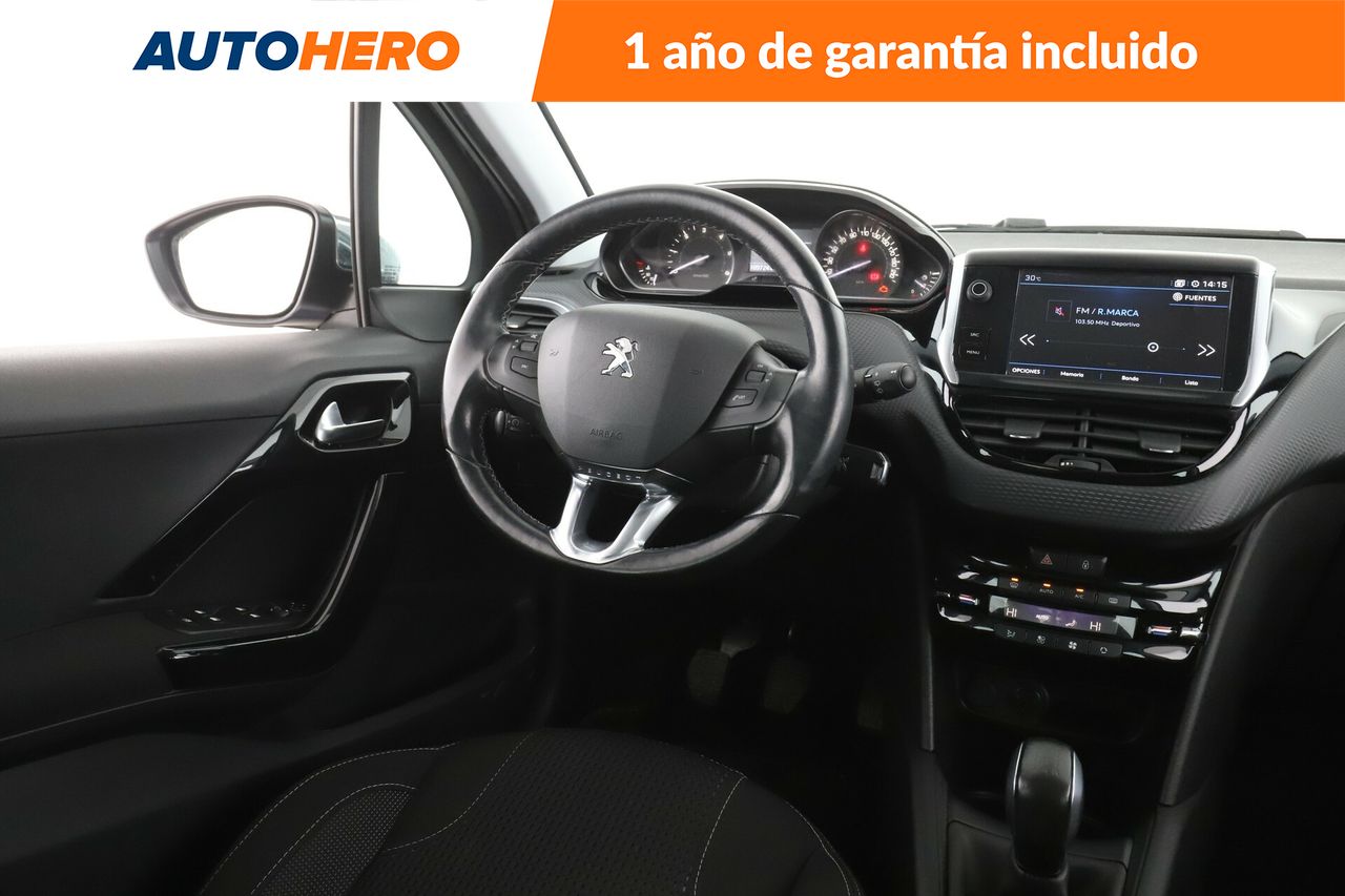Foto Peugeot 208 13