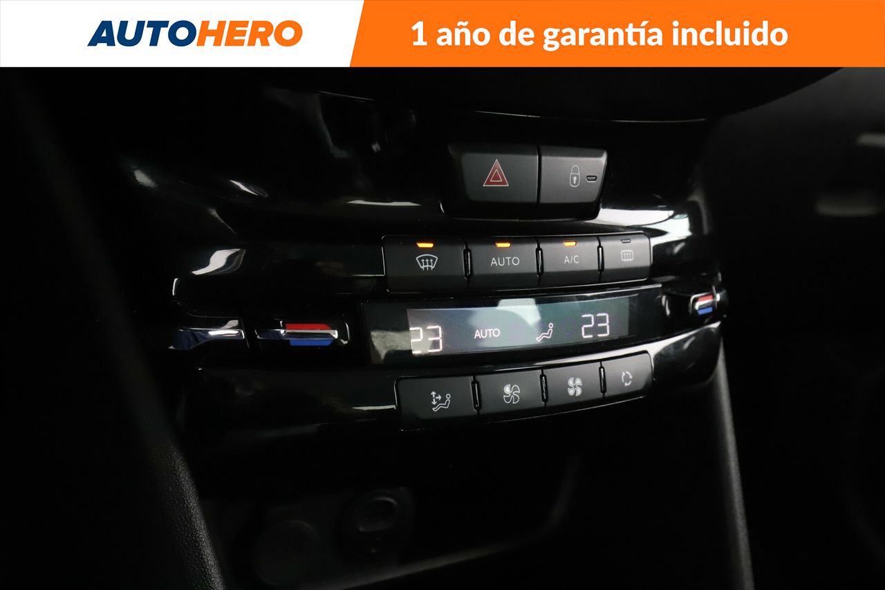 Foto Peugeot 208 23
