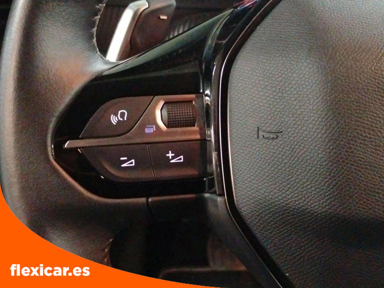 Foto Peugeot 208 17