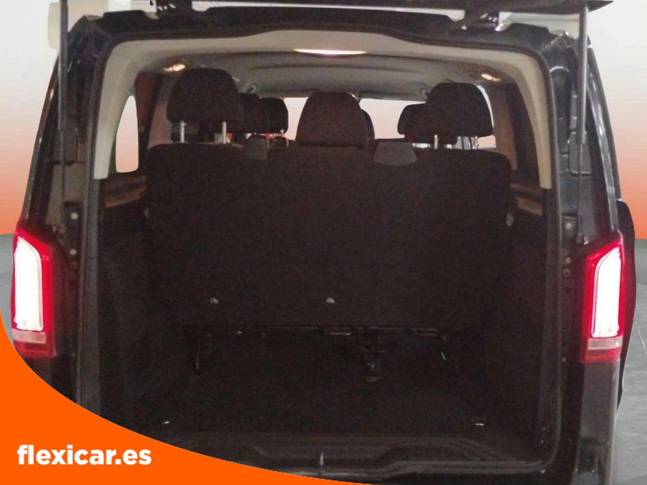 Foto Mercedes-Benz Vito 24