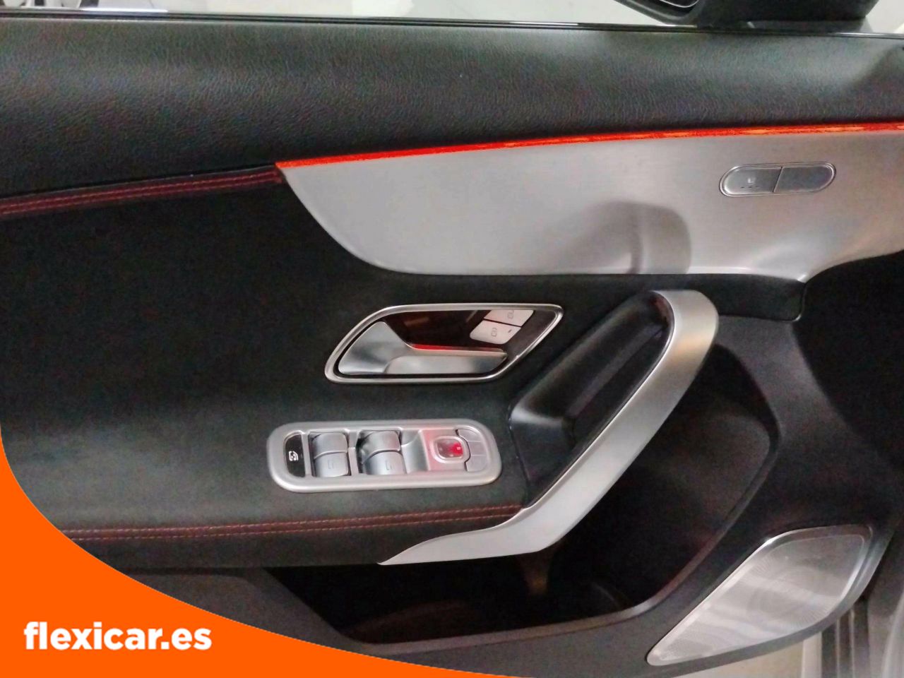 Foto Mercedes-Benz Clase A 24
