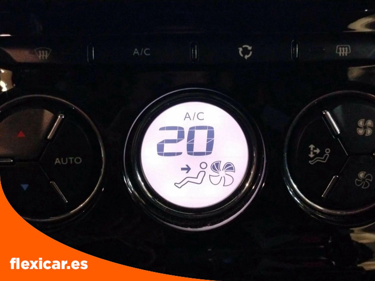Foto DS Automobiles DS 3 13