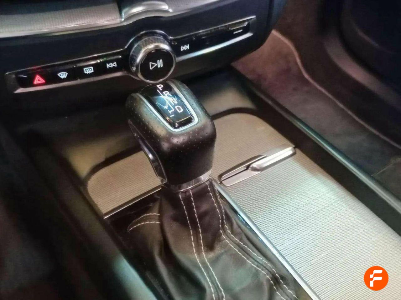 Foto Volvo XC60 15
