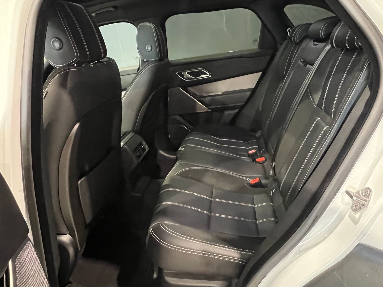 Foto Land-Rover Range Rover Velar 11
