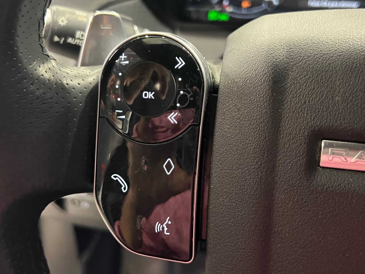 Foto Land-Rover Range Rover Velar 21