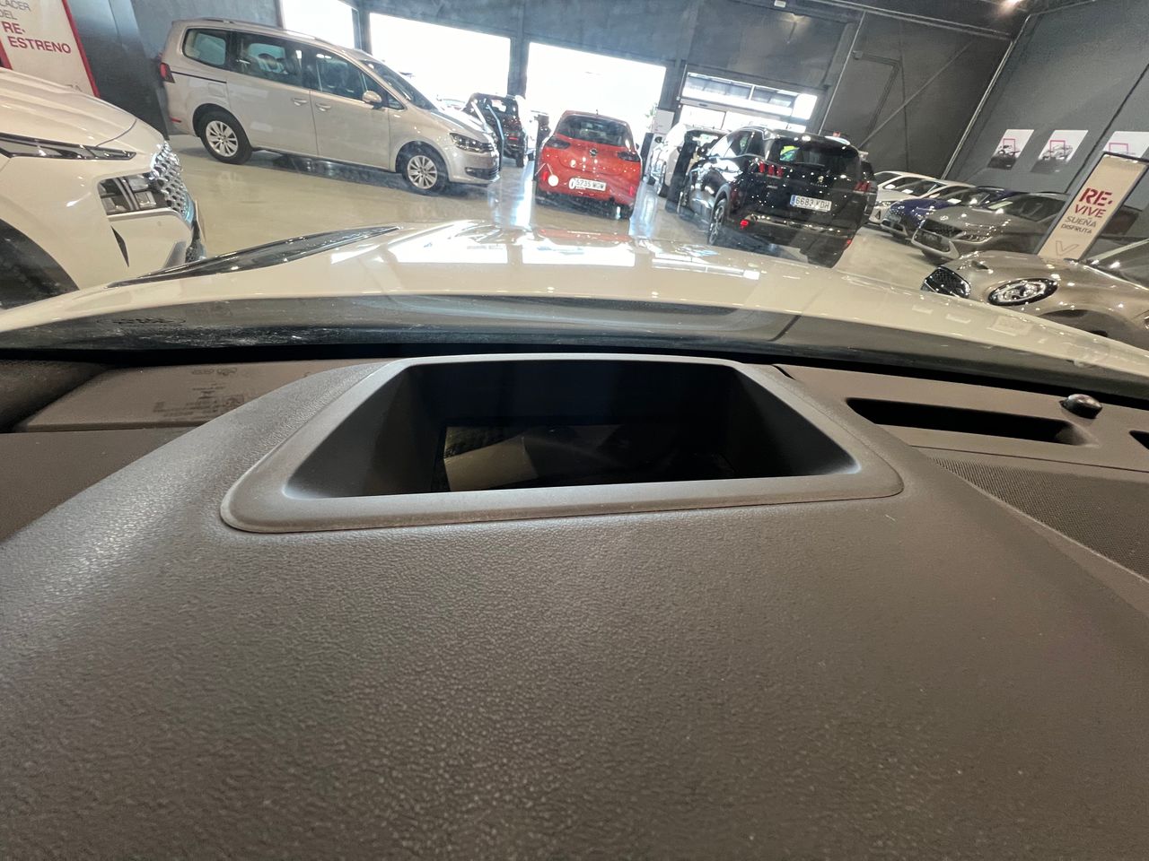 Foto Land-Rover Range Rover Velar 23