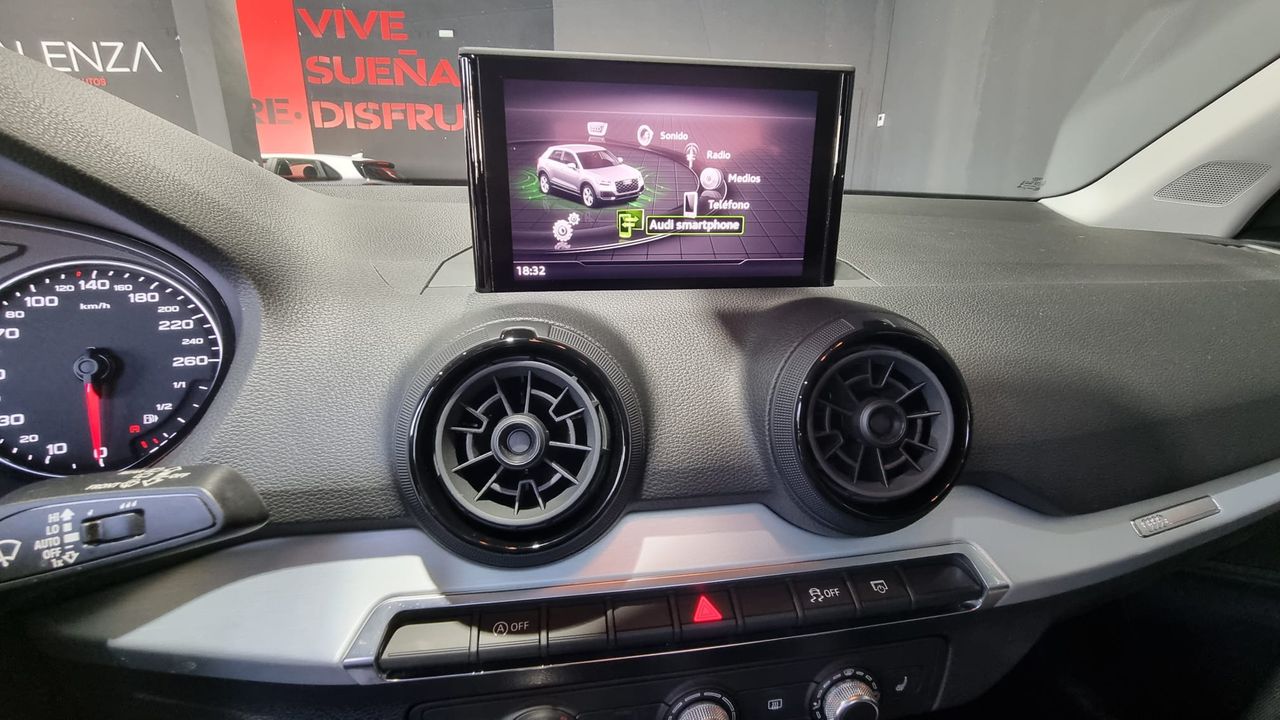 Foto Audi Q2 9