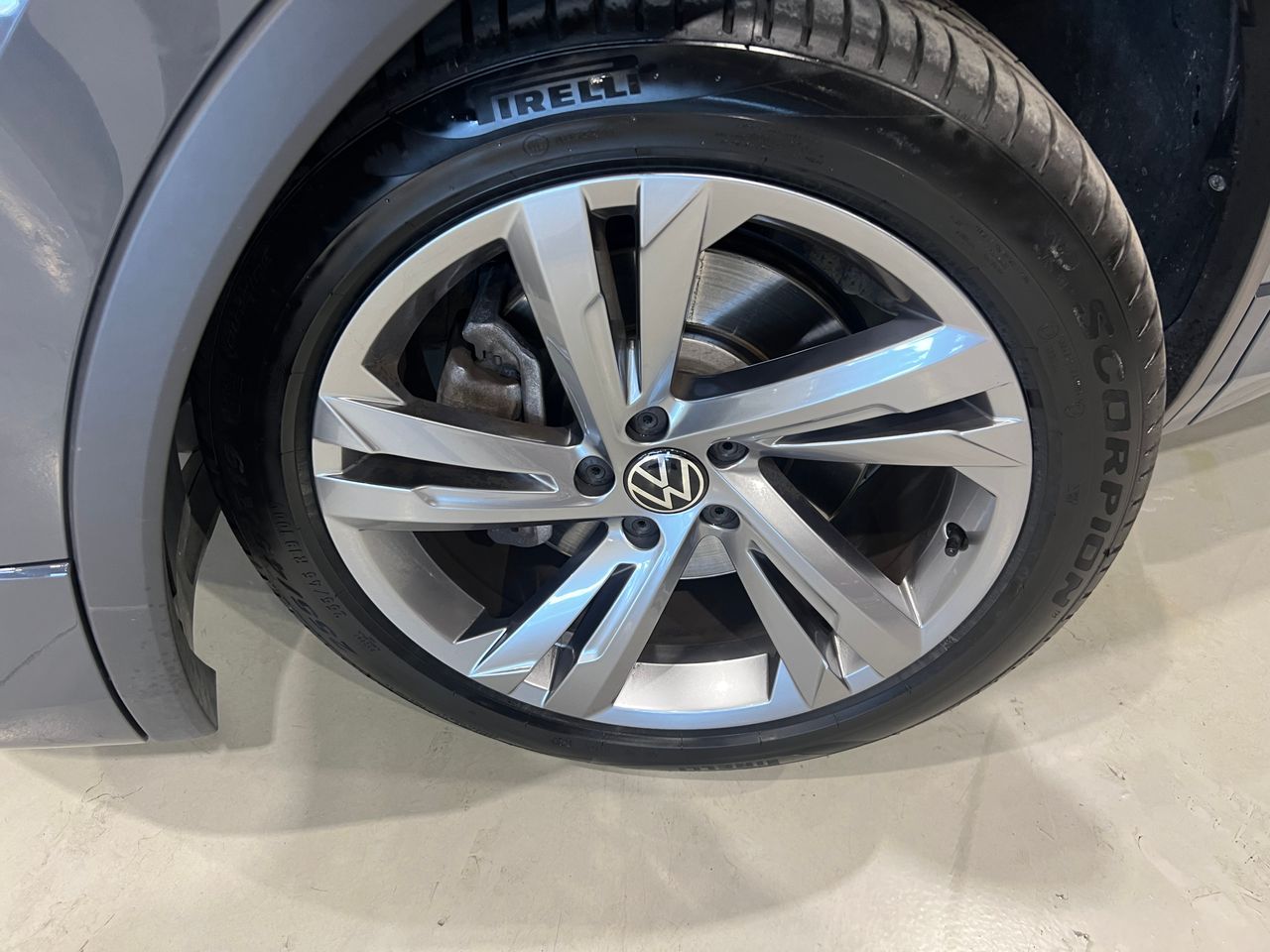 Foto Volkswagen Tiguan 24