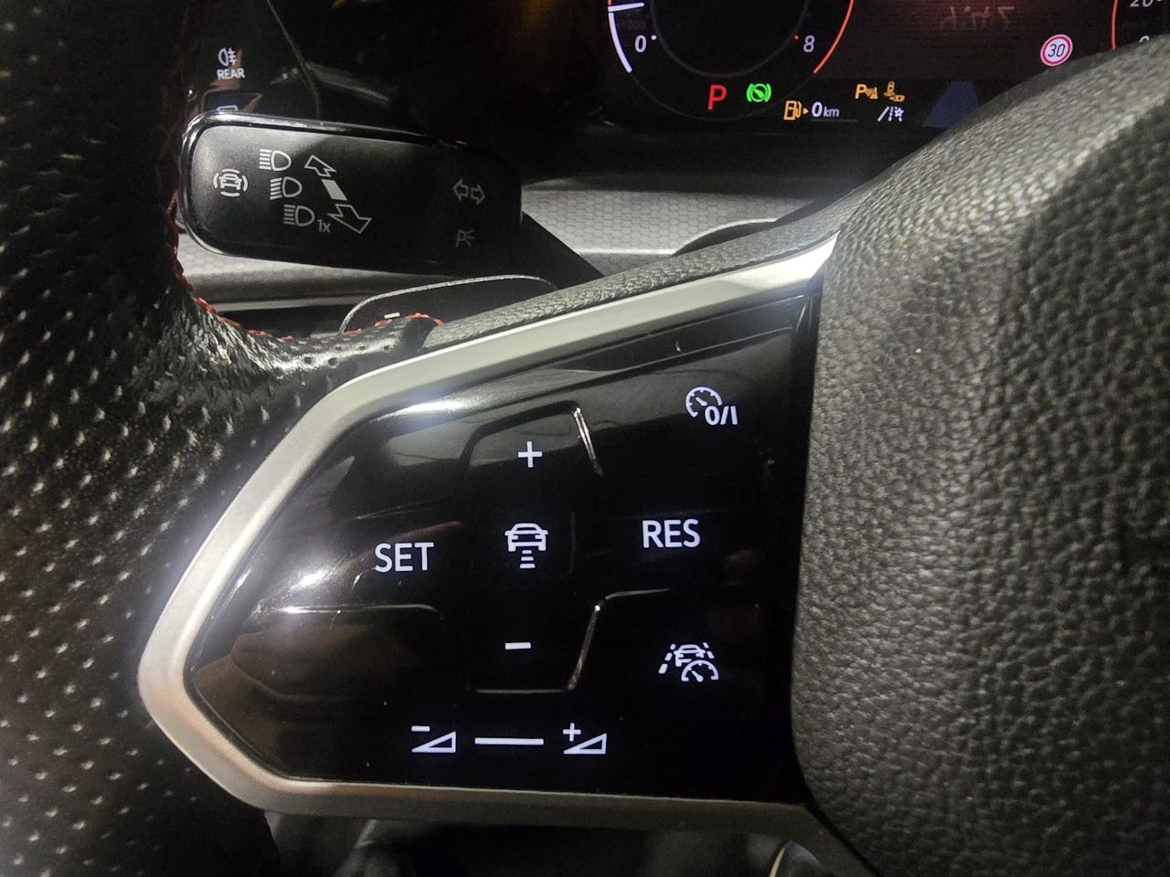 Foto Volkswagen Golf 34