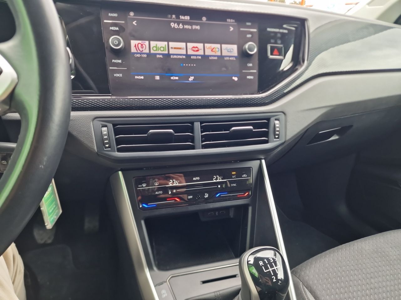 Foto Volkswagen Taigo 18