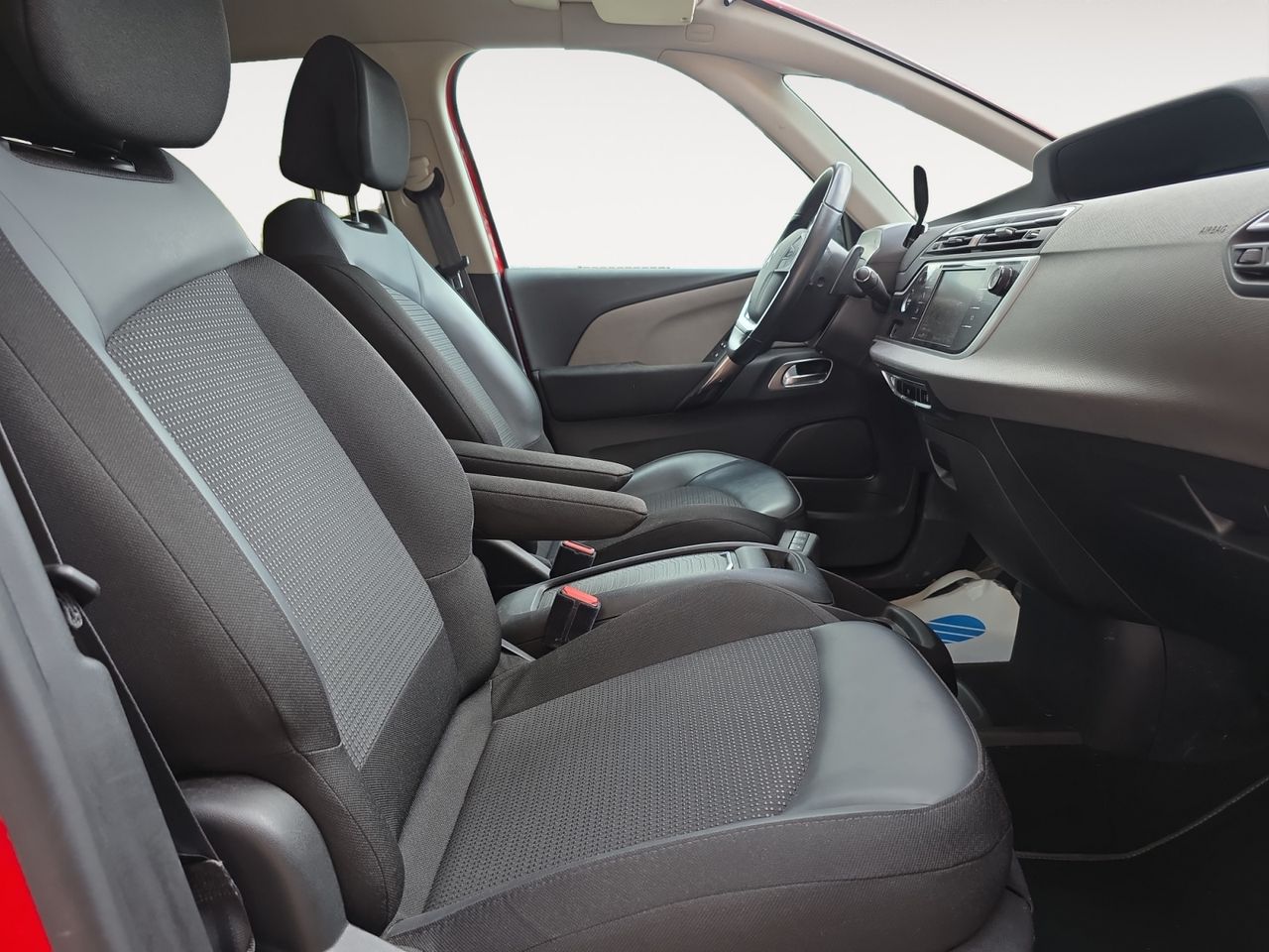 Foto Citroën Grand C4 SpaceTourer 12