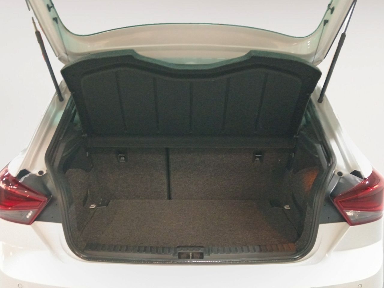 Foto Seat Ibiza 11