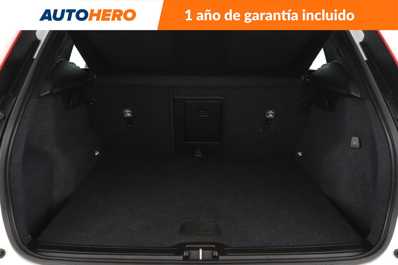 Foto Volvo XC40 18