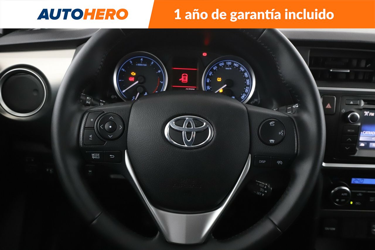 Foto Toyota Auris 19