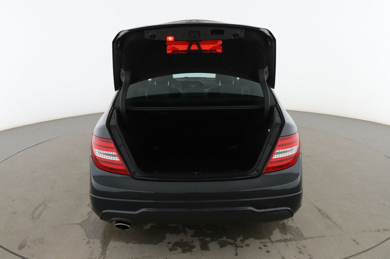 Foto Mercedes-Benz Clase C 17