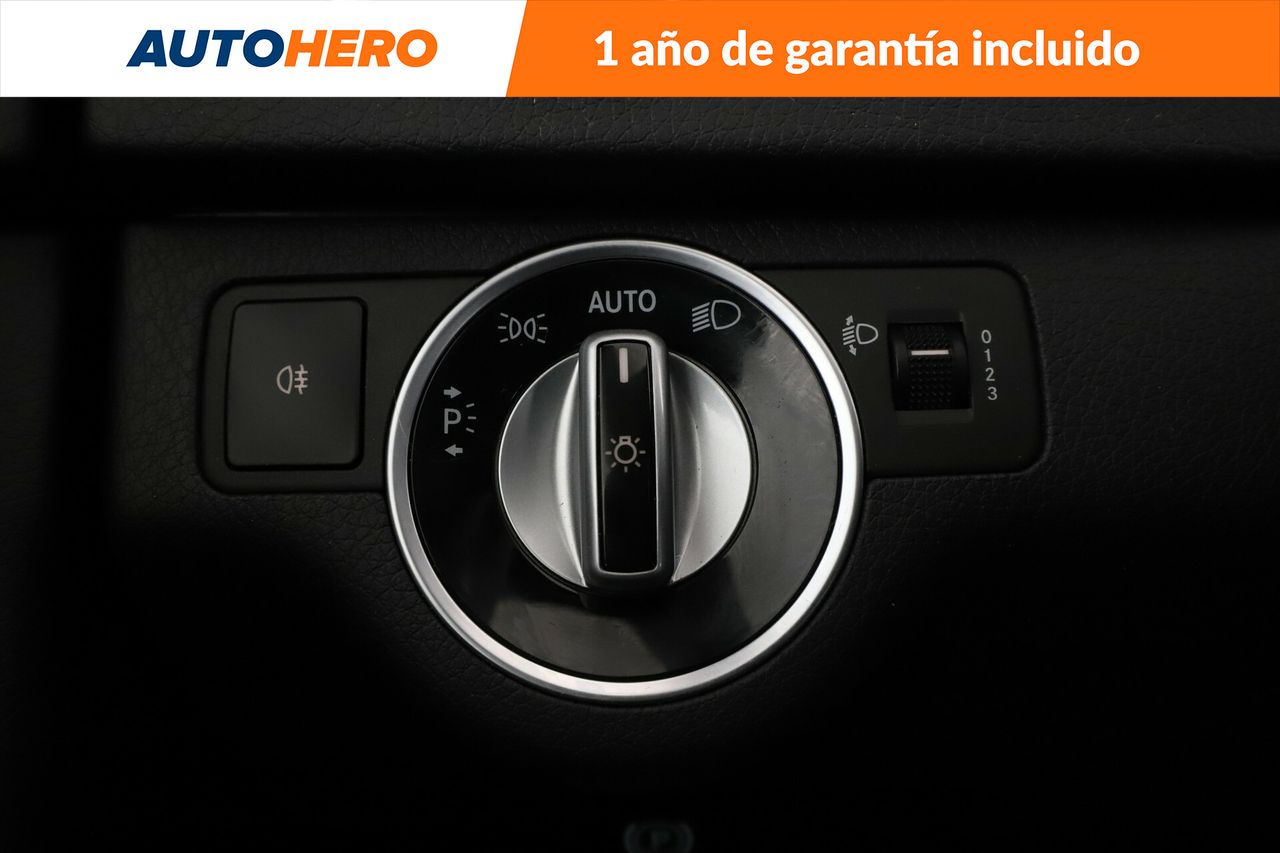 Foto Mercedes-Benz Clase C 23