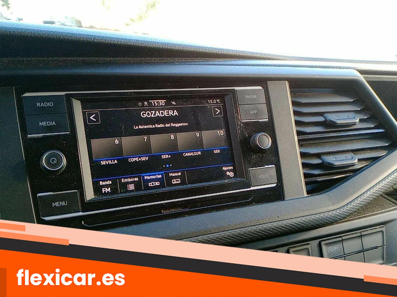 Foto Volkswagen Caravelle 21
