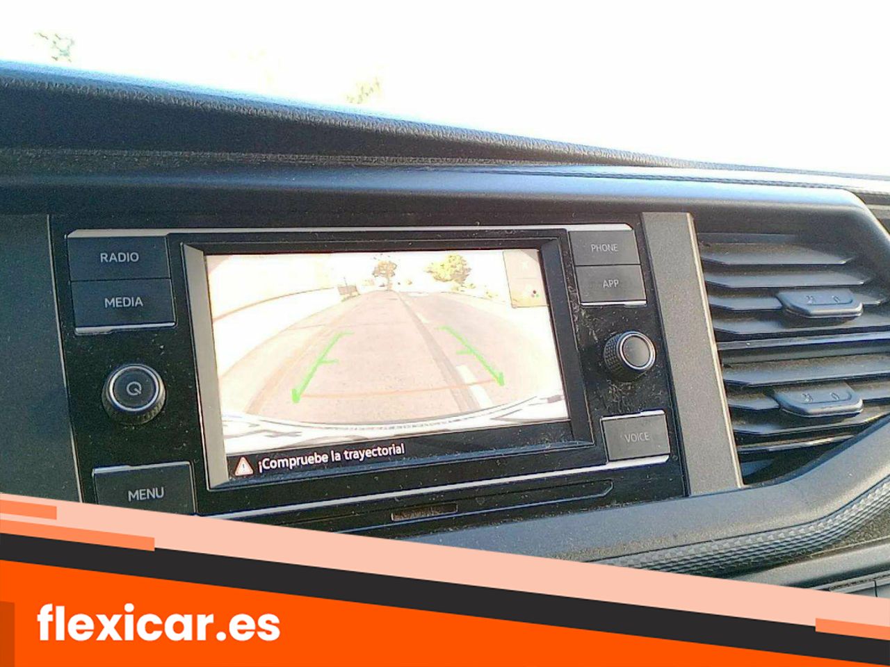 Foto Volkswagen Caravelle 22