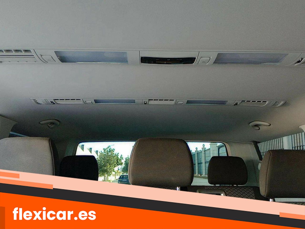 Foto Volkswagen Caravelle 25