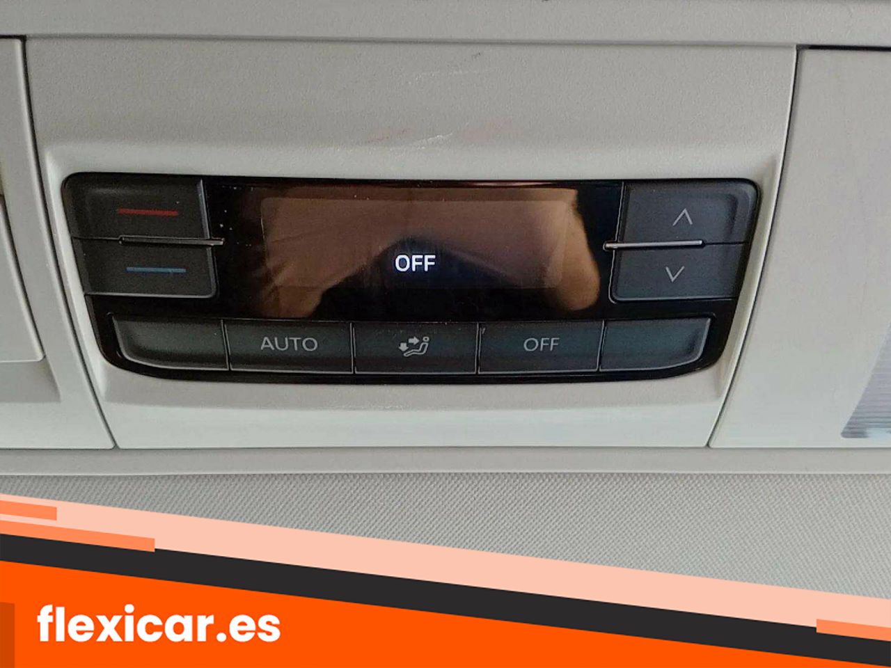 Foto Volkswagen Caravelle 26