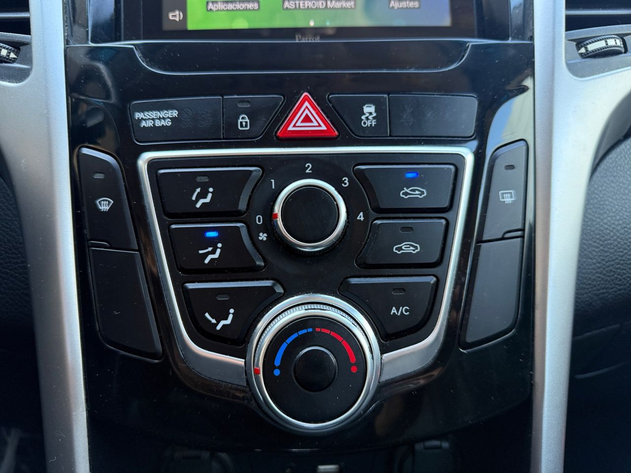 Foto Hyundai i30 16