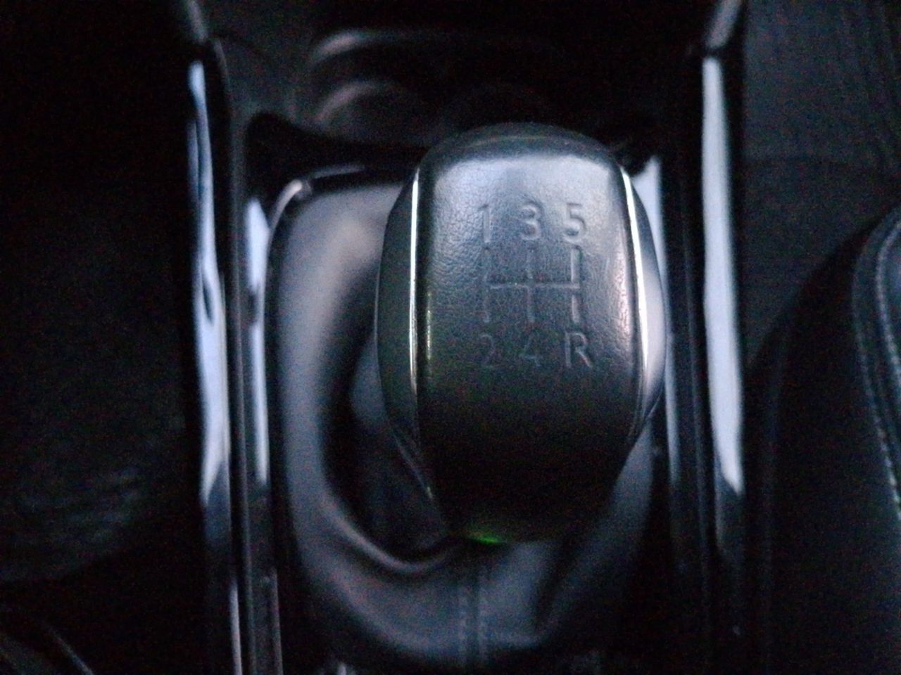 Foto Peugeot 2008 11