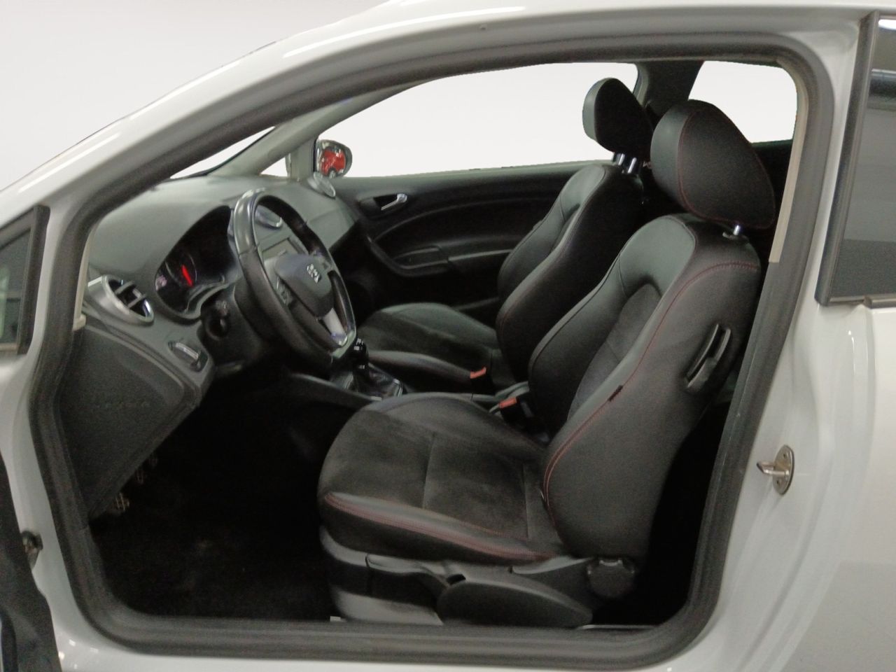 Foto Seat Ibiza 8