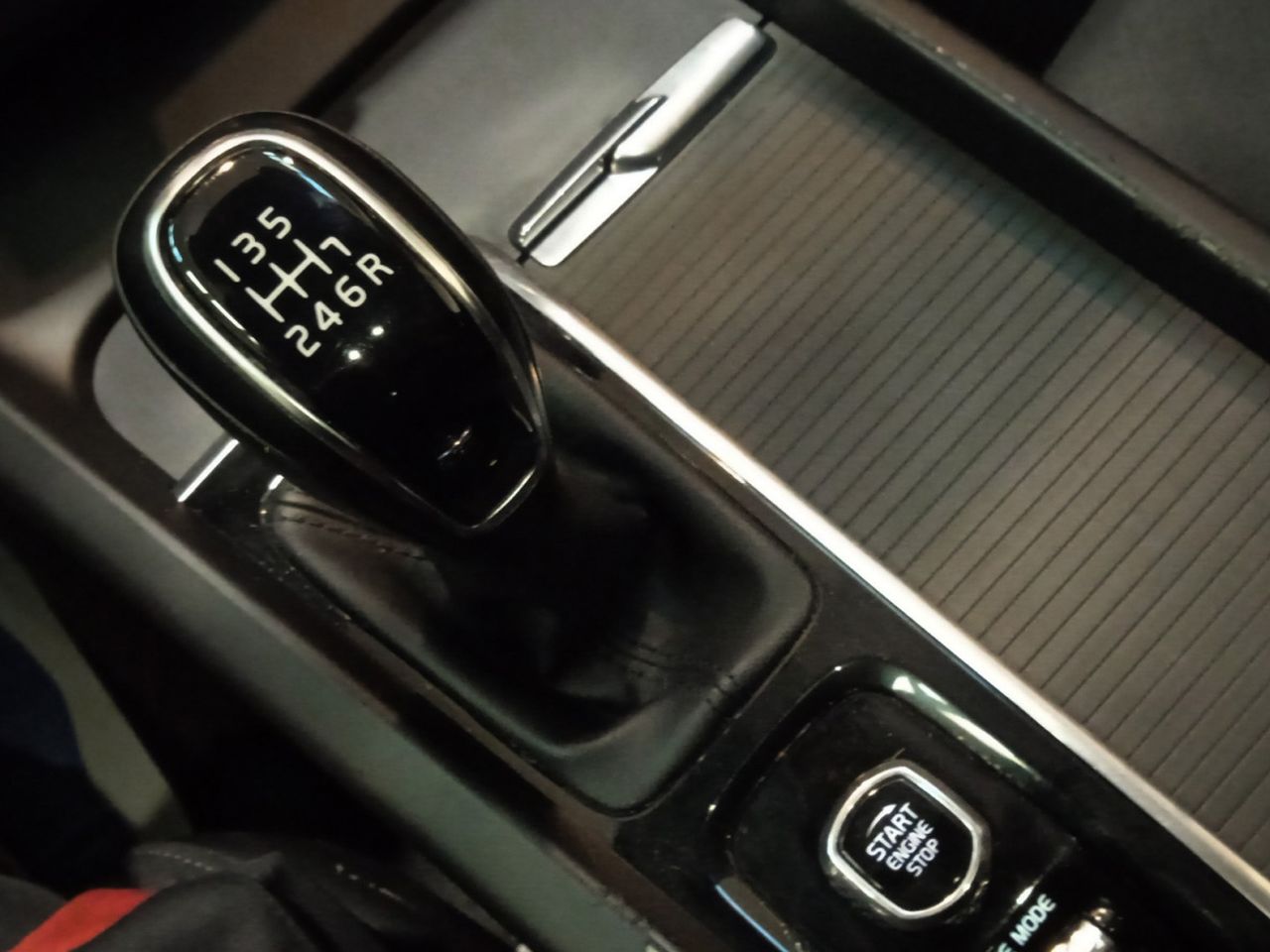 Foto Volvo XC60 12
